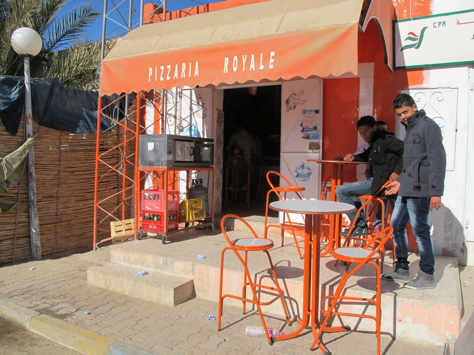 tunisia chapati street food