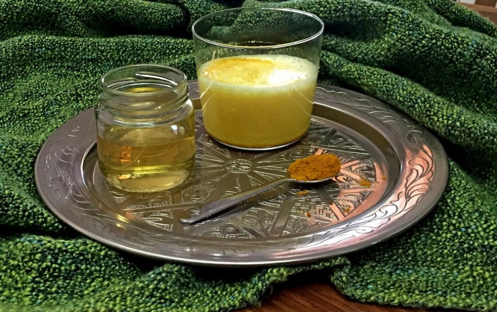 curcuma-goldenmilk-golden milk-benessere-superfood